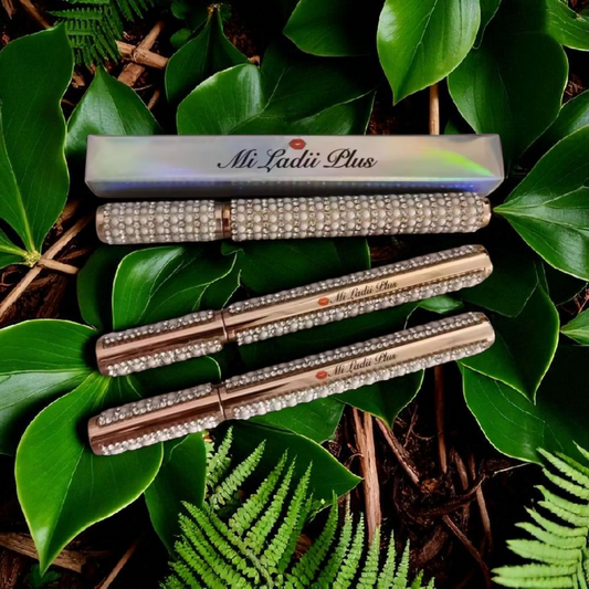 Cobras Kiss-Eyeliner