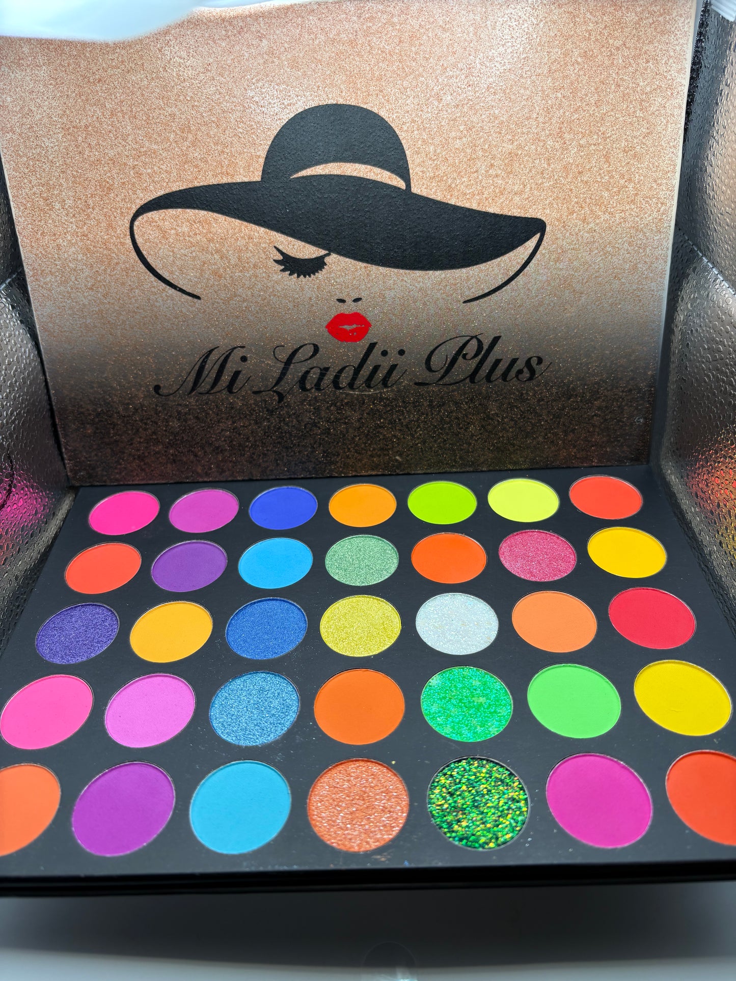 Mi Ladii Beauty Box